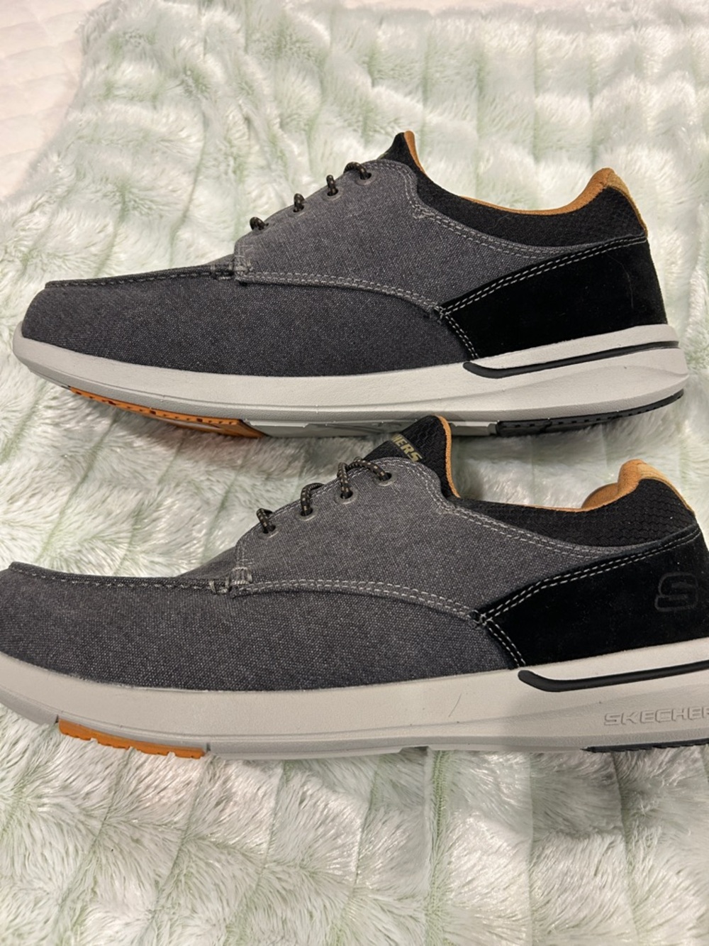 Skechers Men’s Gray Canvas Slip-On Style Lace Shoes with Tan Lining - Picture 2 of 6